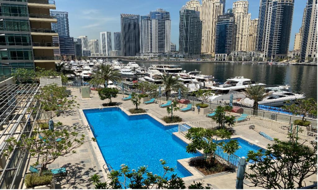Nuran Marina photo 1