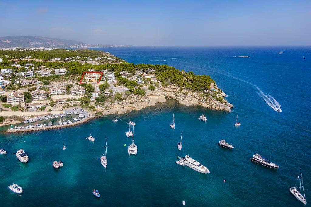 Luxury Villa with panoramic sea views photo 2