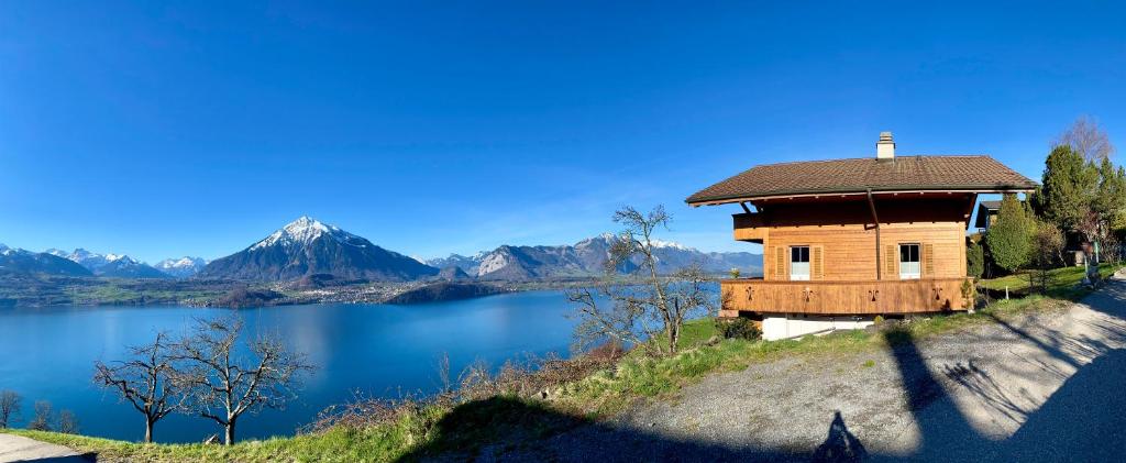 CHALET EGGLEN "Typical Swiss House, Best Views, Private Jacuzzi" photo 3