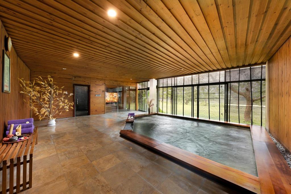 Serena Kim Boi Resort - Hoa Binh