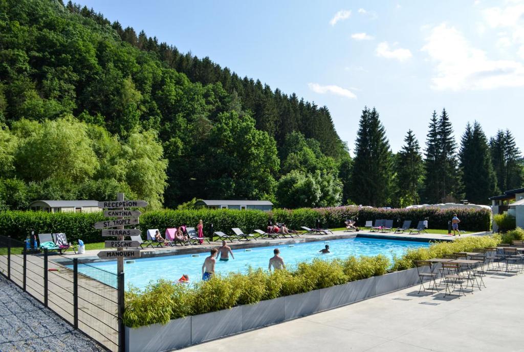 Roulotte - Camping l'Eau Vive photo 3