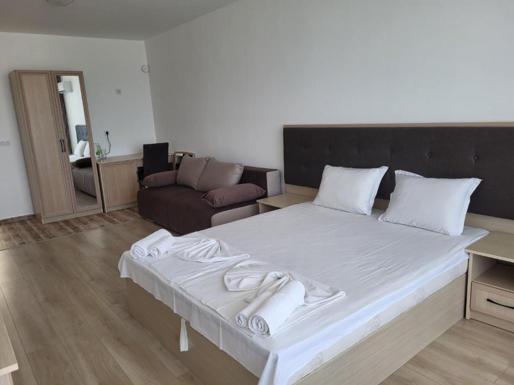 Perla Del Mar Aparthotel photo 2