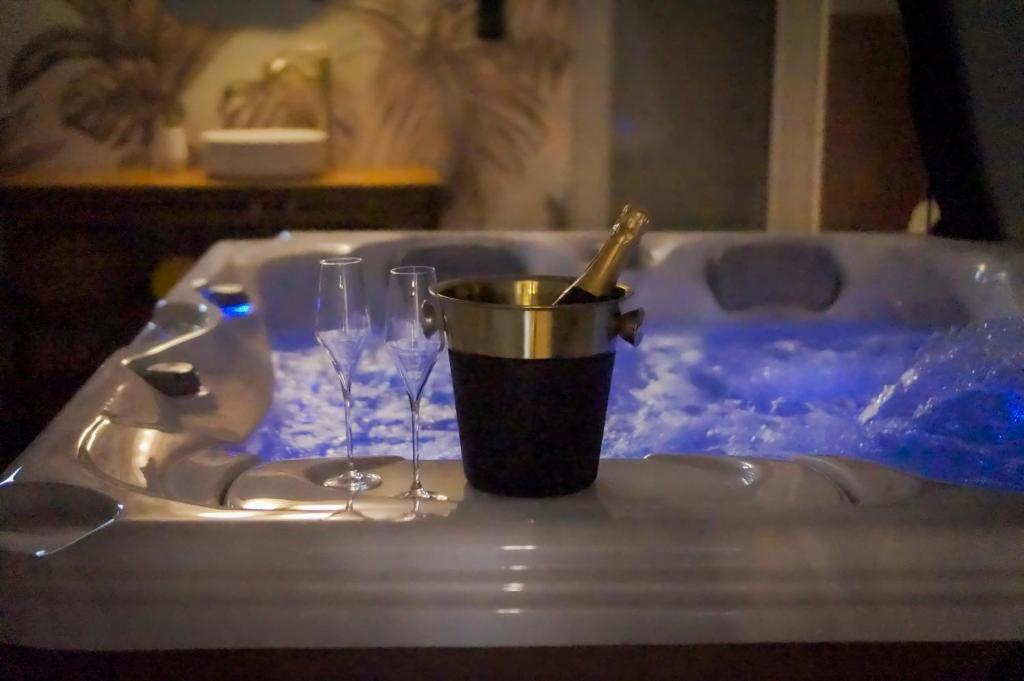 Maison Eliste - Love gîte chic avec jacuzzi intérieur photo 2