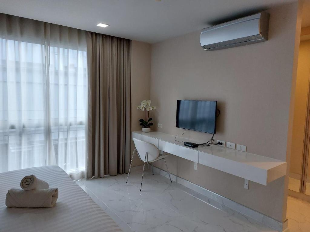 Condominium Sukhumvit Soi 5 - BTS Nana- Room Size 47m2 photo 4