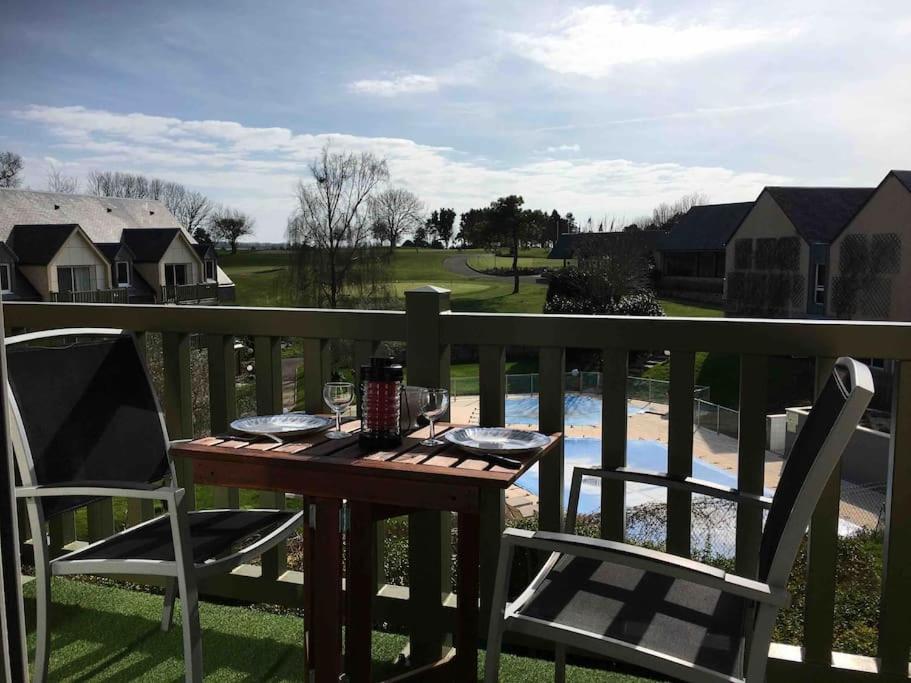 Studio Golf piscine D Day photo 2