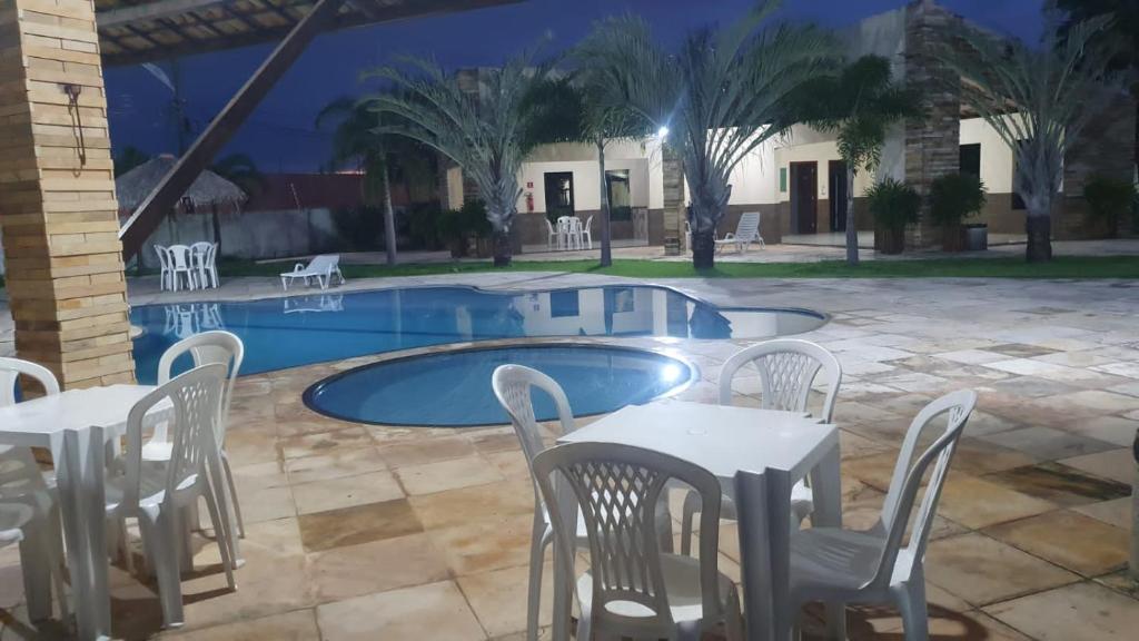 Casa Rústica em Condomínio com Piscina photo 1