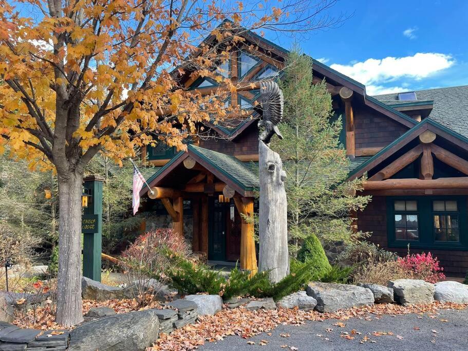 Seneca Lodge photo 2