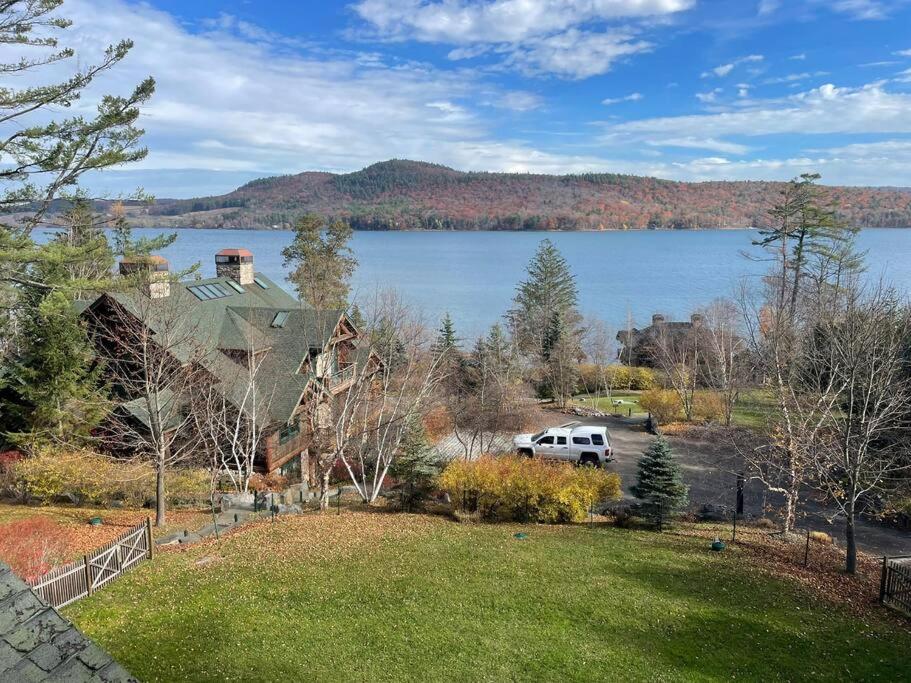 Seneca Lodge photo 1