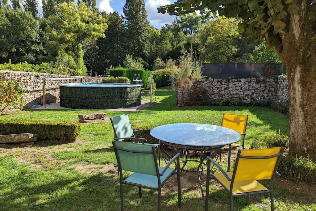 Logis des Fées, spa, piscine et jardin photo 3