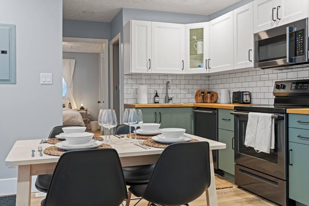 Elegant Boho Retreat - 8 min to WEM photo 1