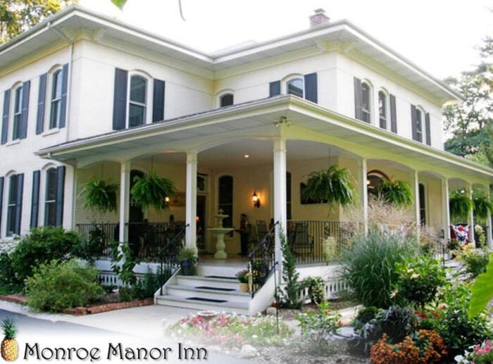 Monroe Manor Inn photo 1
