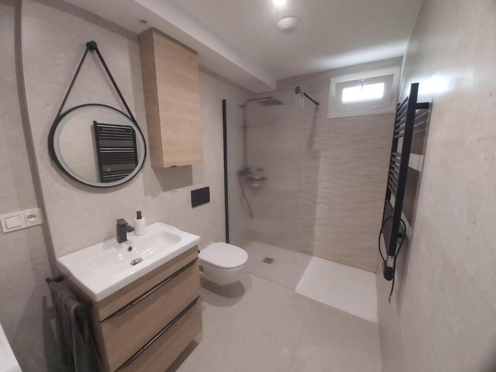 Appartement à Hendaye avec piscine et à côté de la plage - Tap to explore photos