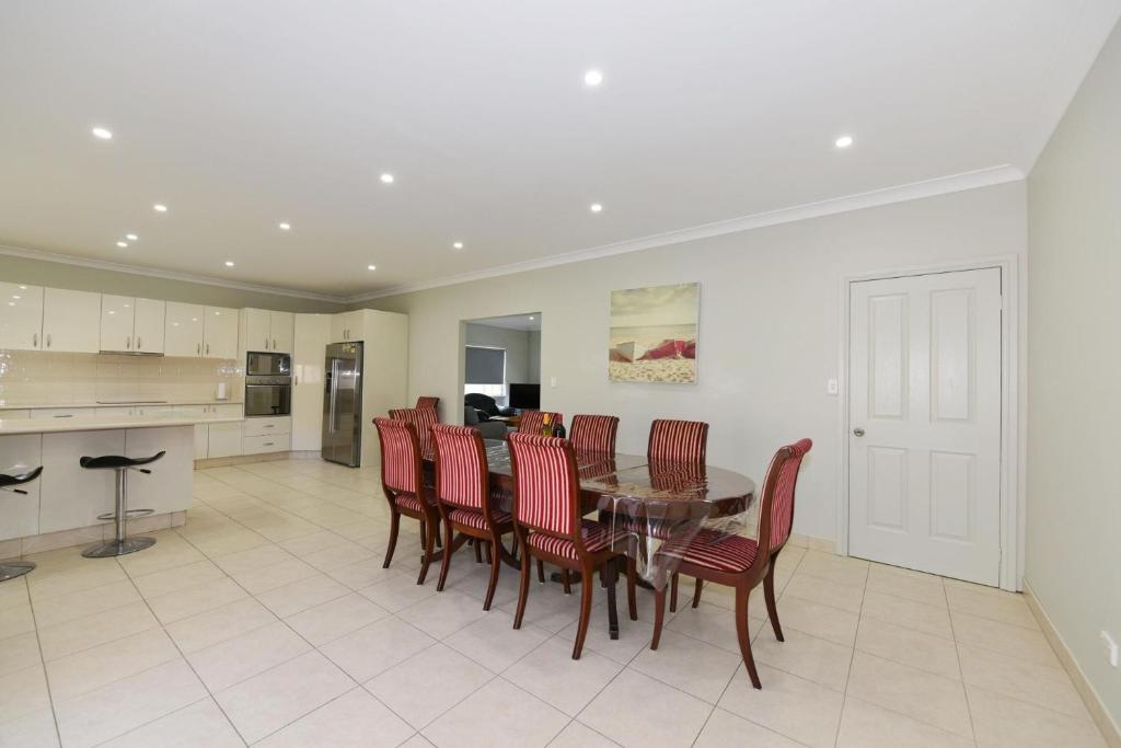 Paradise Beach House - Belle Escapes Jervis Bay photo 4