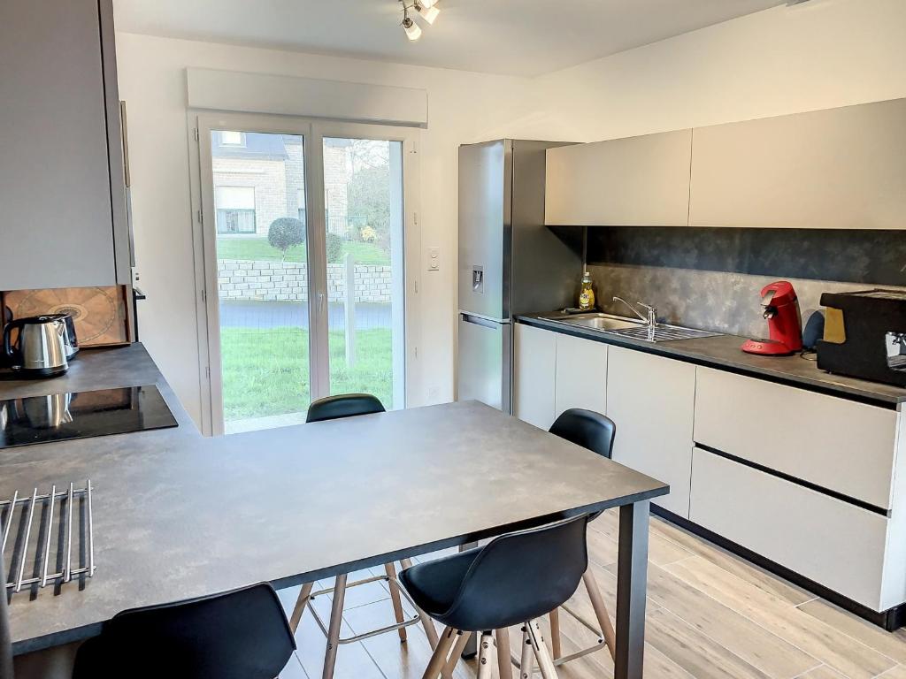Maison Carolles, 5 pièces, 6 personnes - FR-1-361-473 photo 3