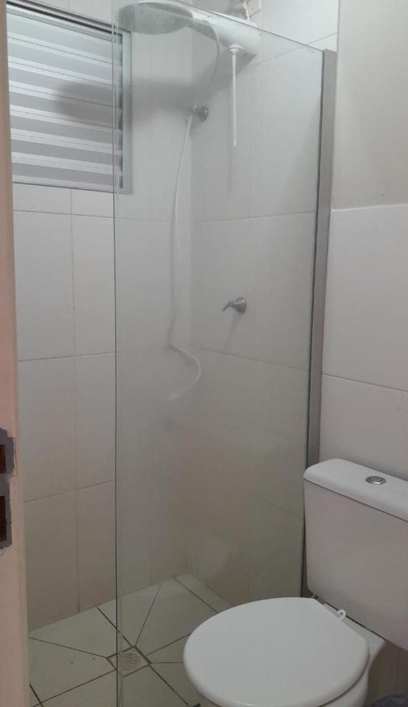 4 ESTAÇÕES - apto em condomínio - 2 quartos com ar condicionado photo 4