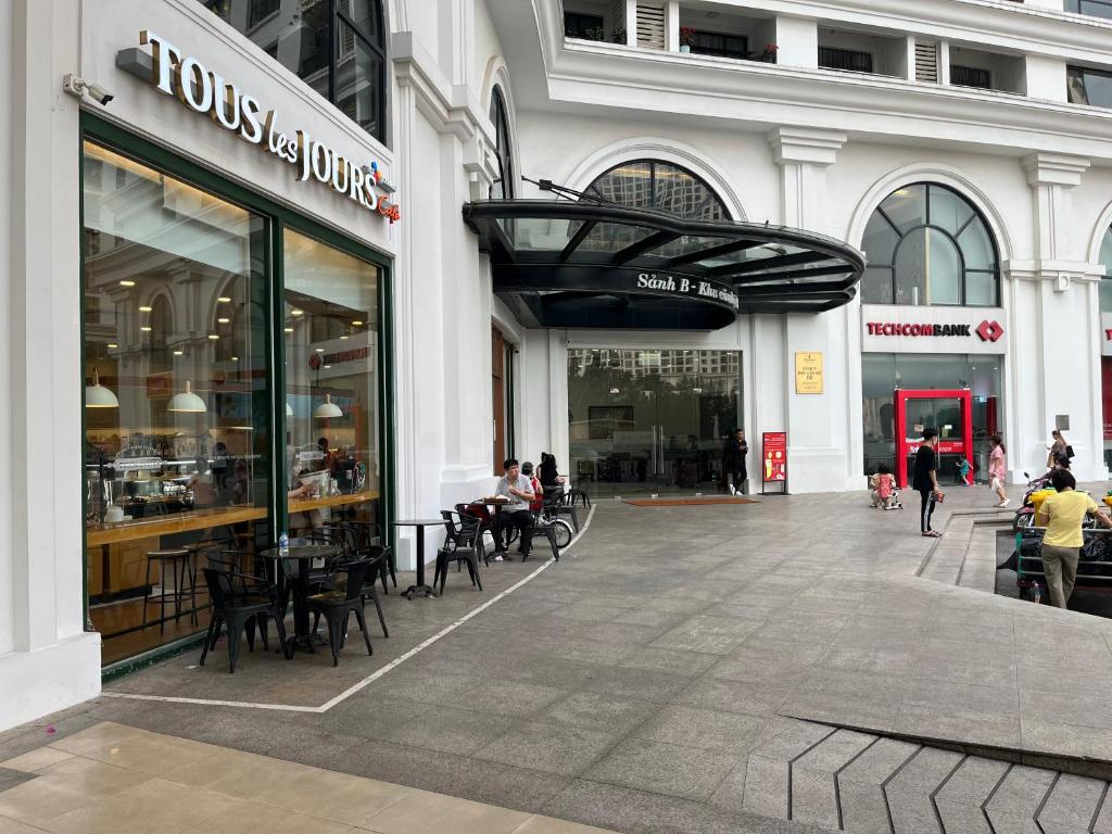 Vinhomes Royal City Luxury Apartment 3 Br