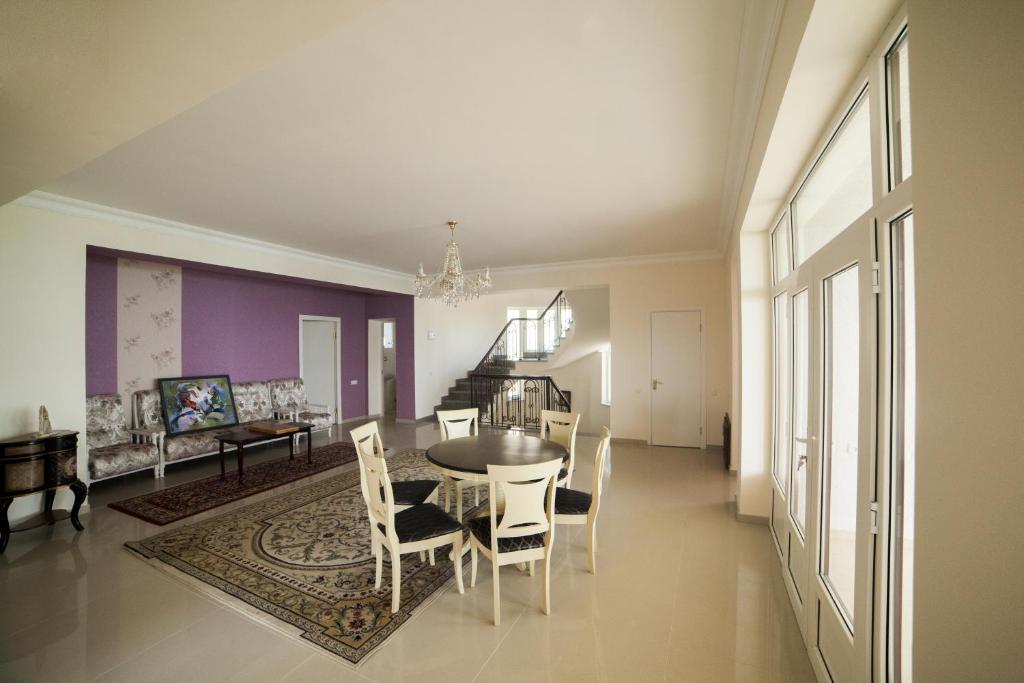 Sevan Villa photo 2