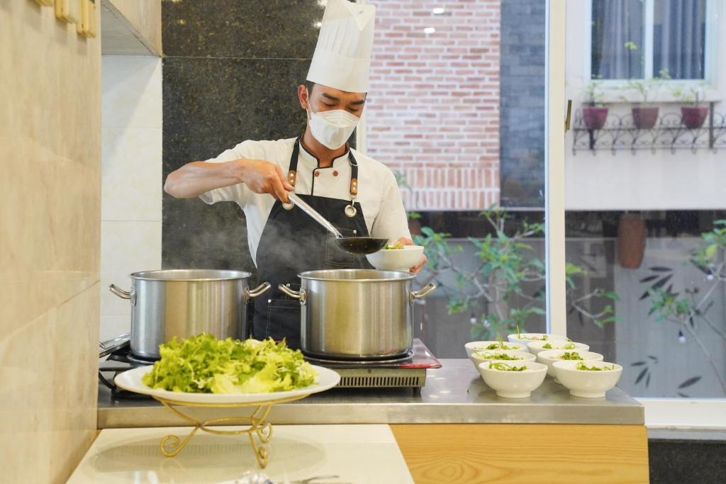 Khách sạn Sông Công