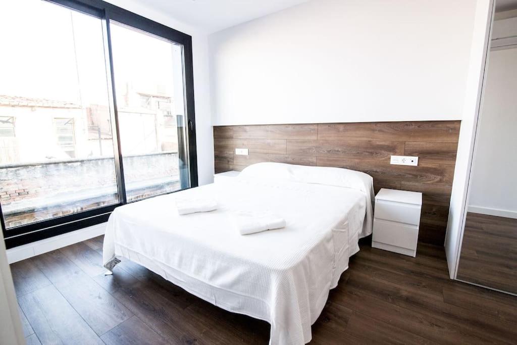 3-2 Apartamento de diseño en el centro de Reus photo 3