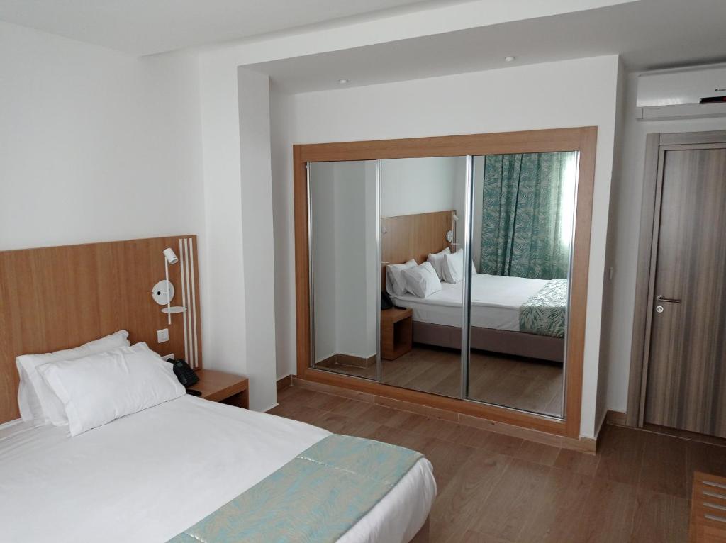 Hotel Delphin-Nouadhibou photo 3