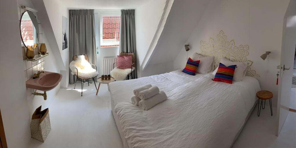 B & B TX71 photo 3