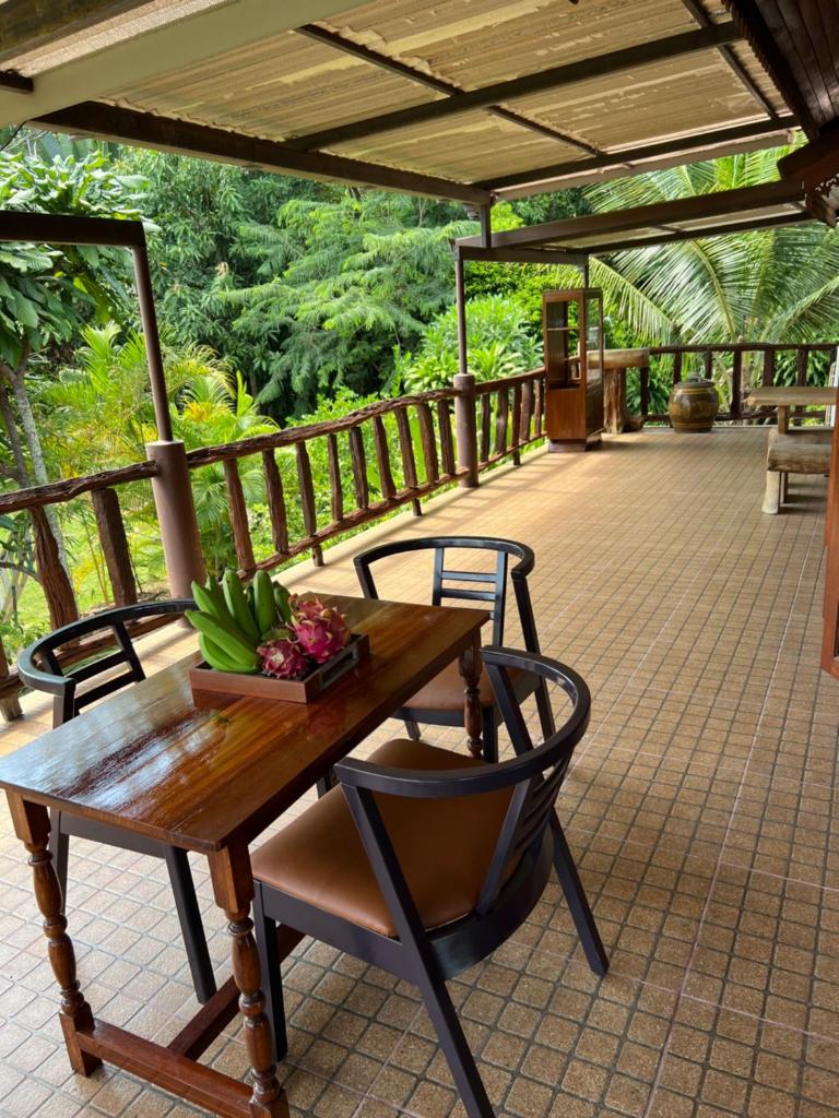 Traditional Thai house บ้านเรือนไทย ใกล้หาดระยอง photo 4