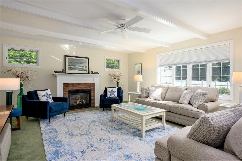 6 Harvest Hollow Drive Harwich Port Cape Cod photo 4