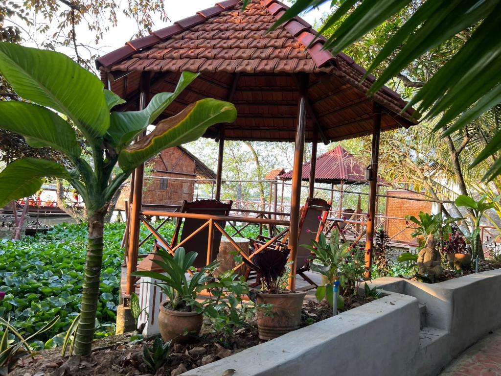 Happy Family Guesthouse