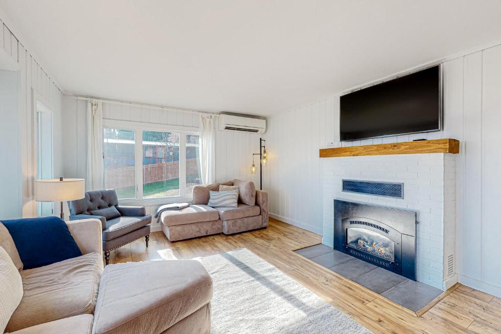 The Spruce Home