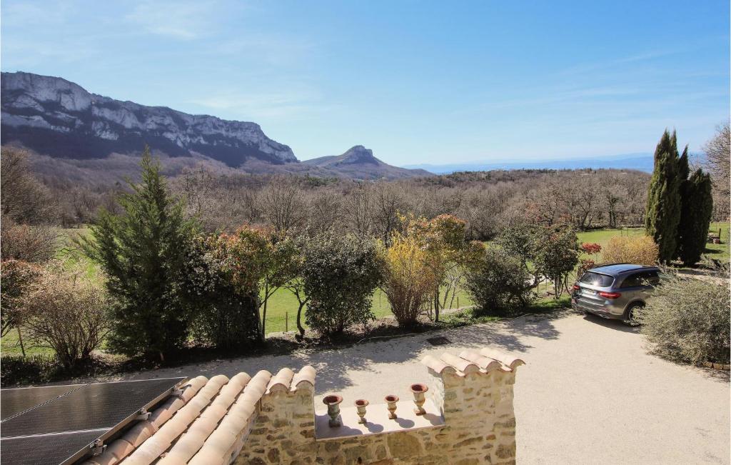 Amazing Home In Eyzahut With Wifi And 1 Bedrooms photo 1
