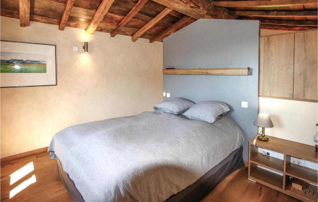 Amazing Home In Eyzahut With Wifi And 1 Bedrooms photo 3