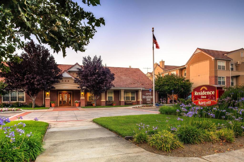 Residence Inn San Jose South photo 2