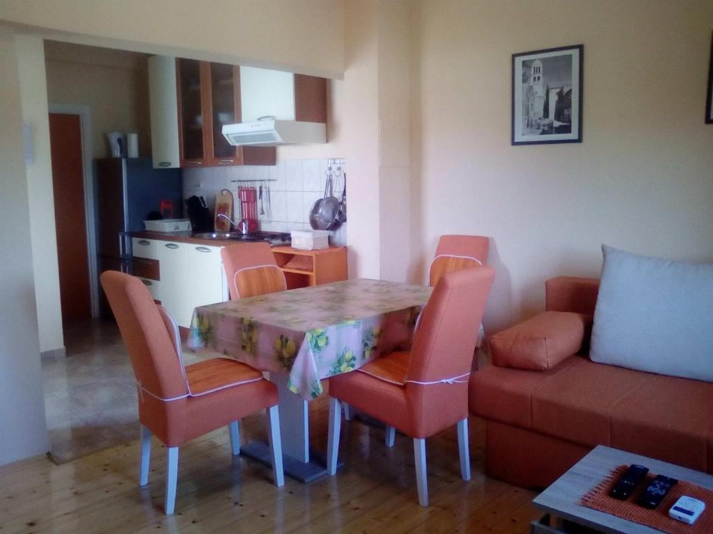 Apartments AB Pirovac photo 3