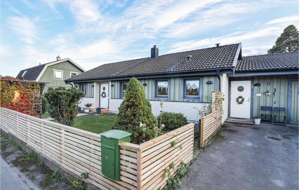 Amazing Home In Slite With 4 Bedrooms And Wifi