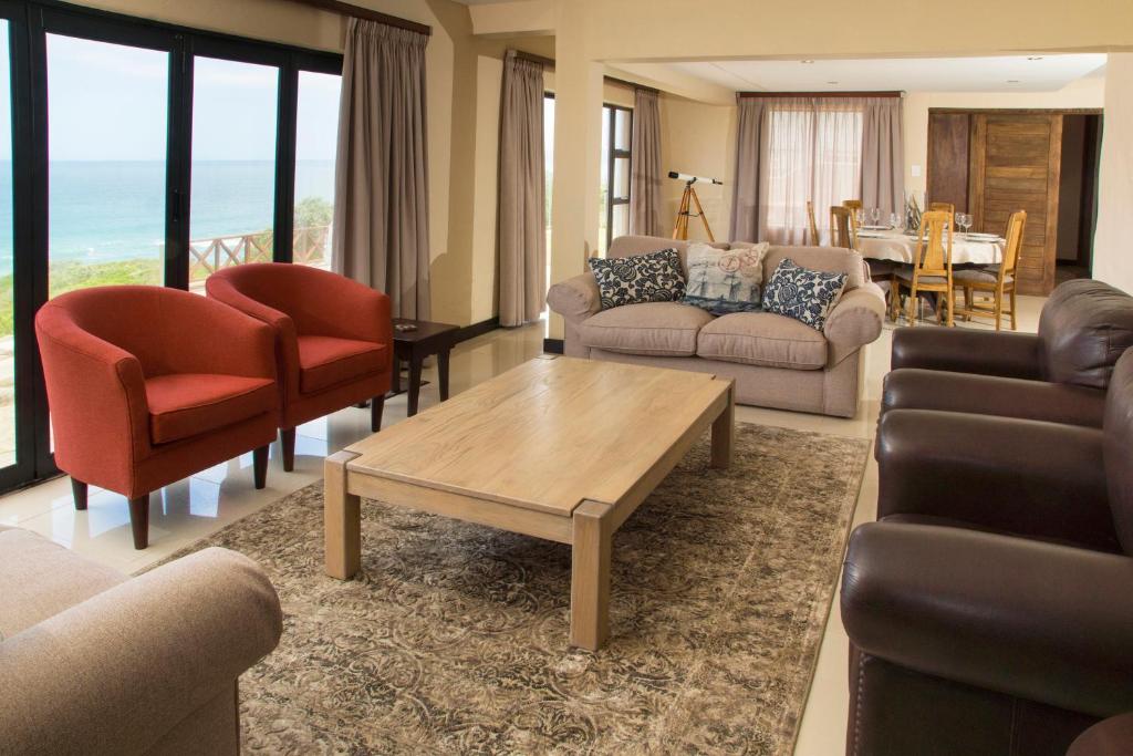 Dolphins on Six Self Catering Apartments photo 1