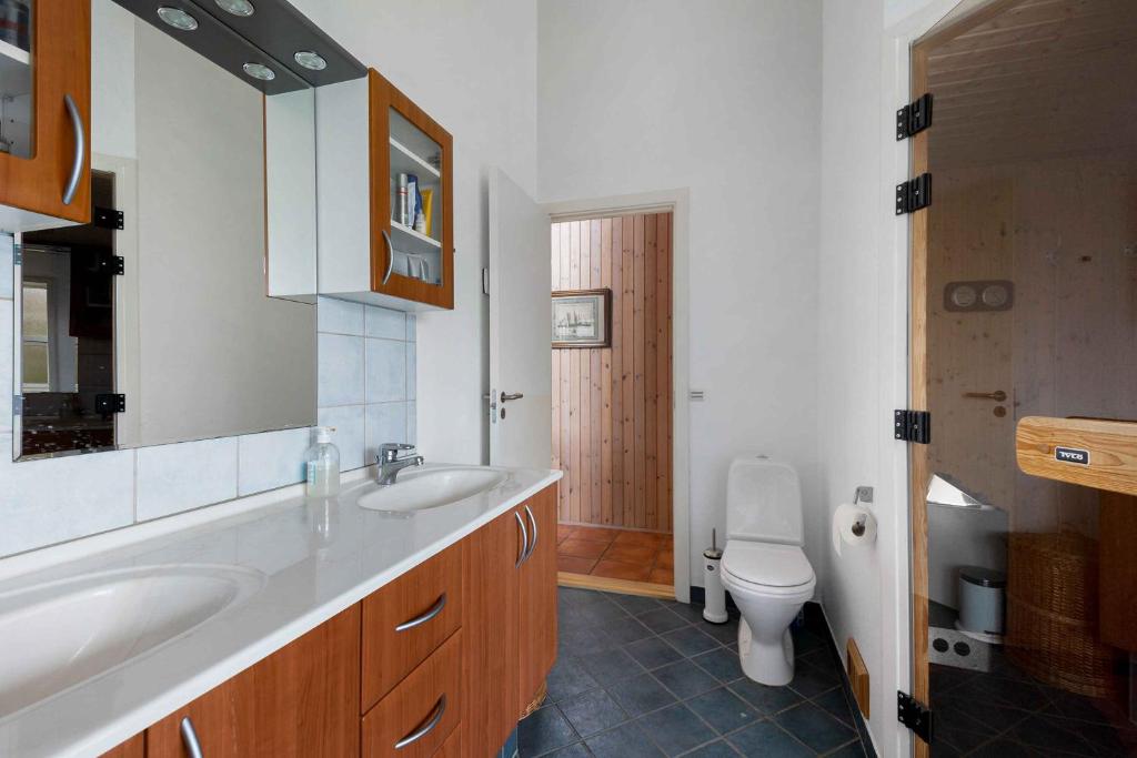 Holiday Home With View Of Storeblt photo 3