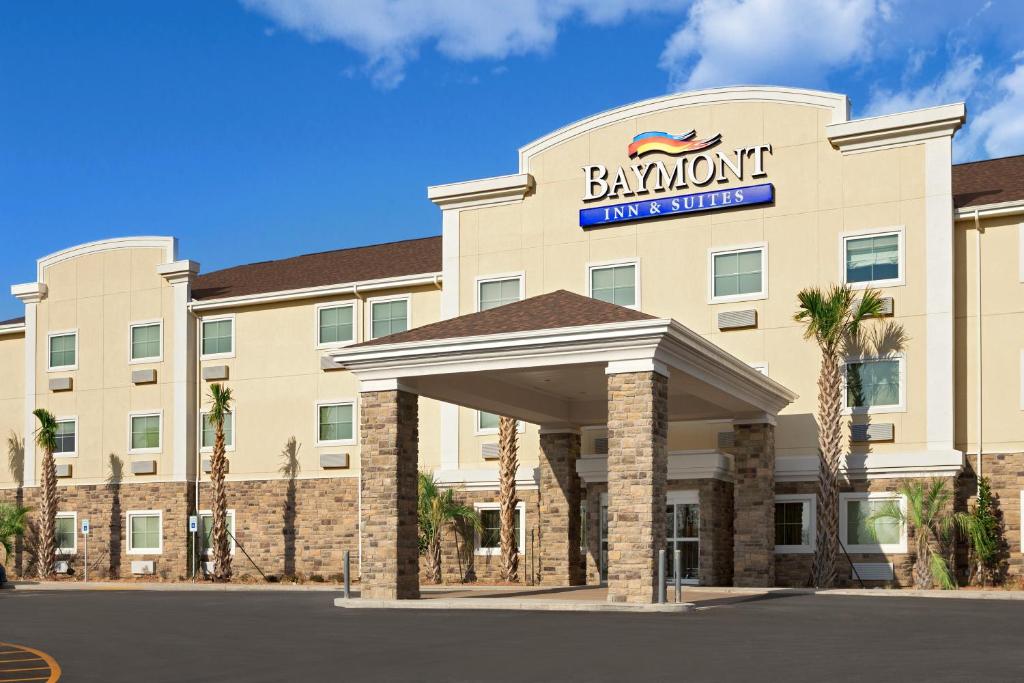 Baymont Inn & Suites by Wyndham Odessa photo 1
