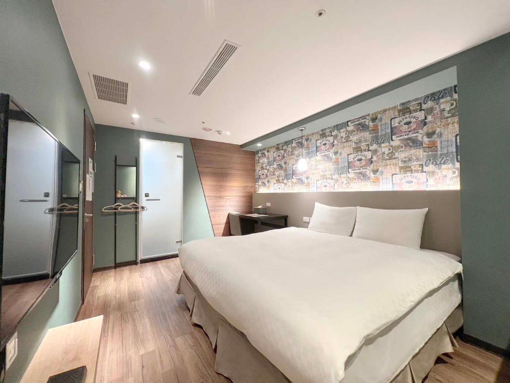 Le Room Hotel Kaifeng - Tap to explore photos