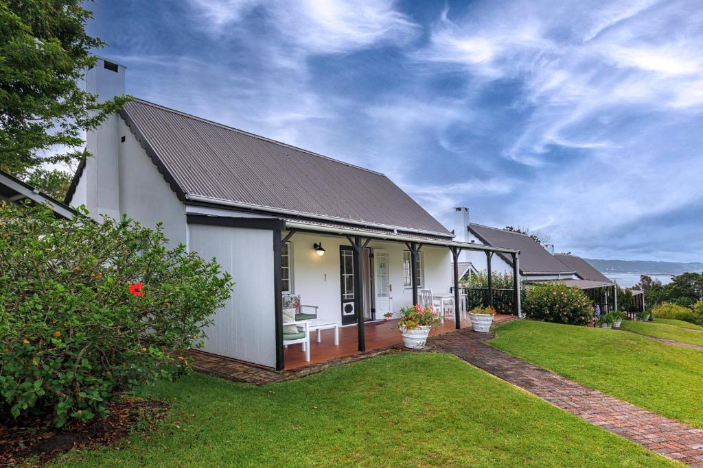 Belvidere Manor Lagoonside Cottages photo 3