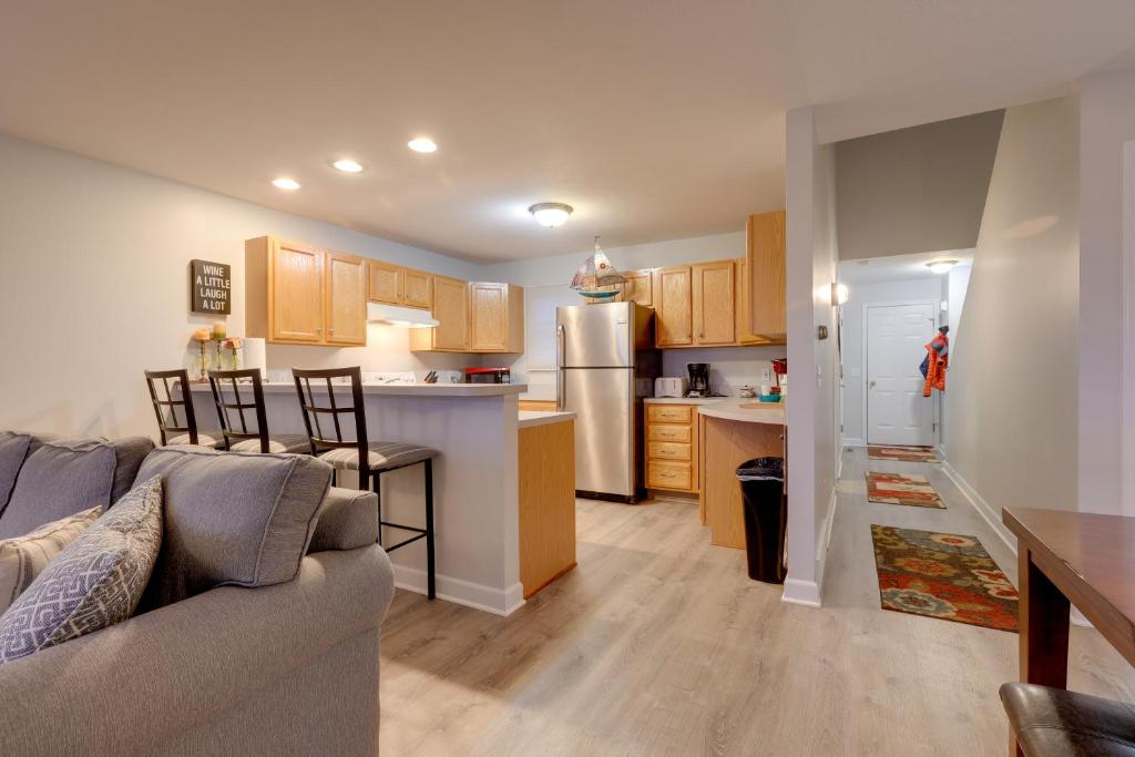 Manistee Retreat with Pool Access, Walk to Beach! photo 4