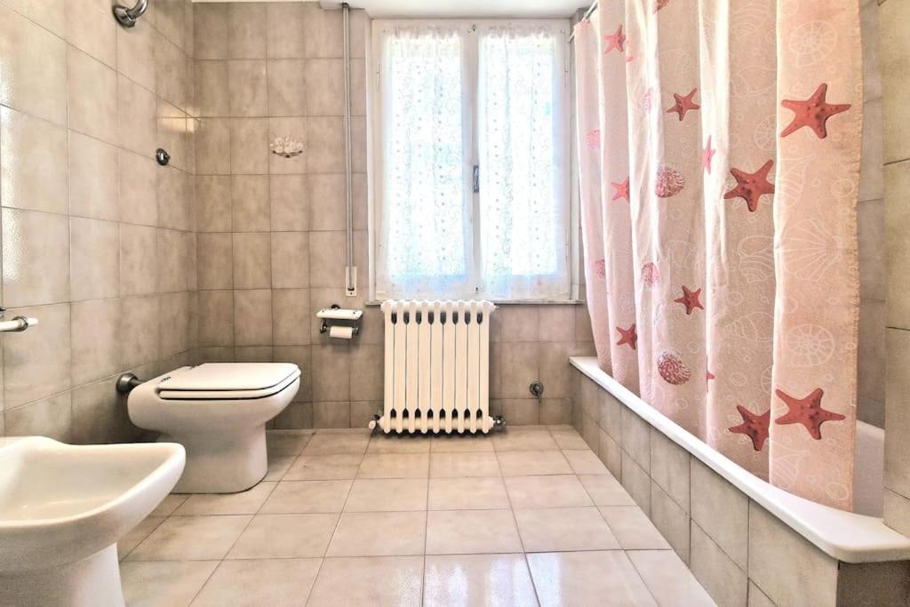 [Pochi Passi dal Mare]Ampia Casa & Cortile privato photo 4