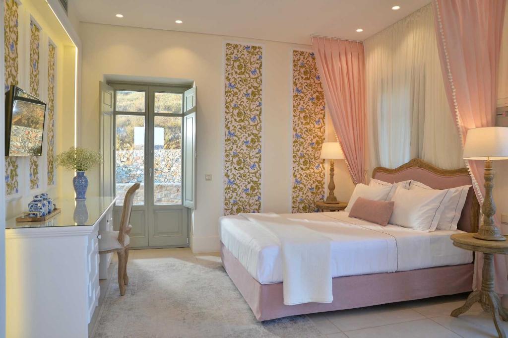 Akrolithi Boutique Hotel & Suites photo 3