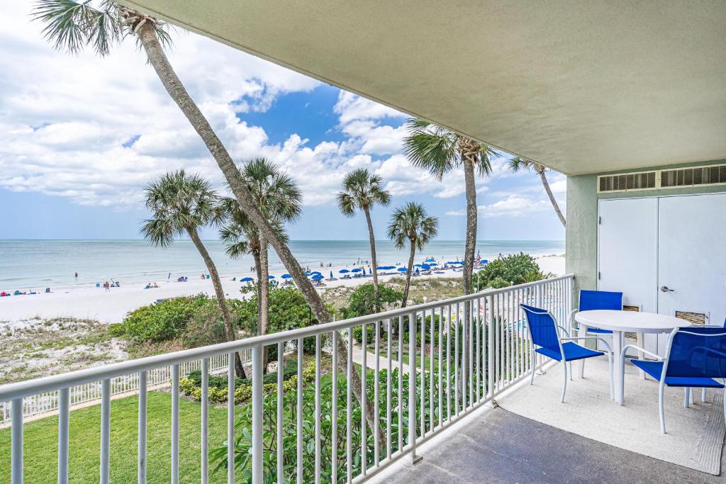 3 Bedroom Indian Shores Stunnersc1-305 photo 2