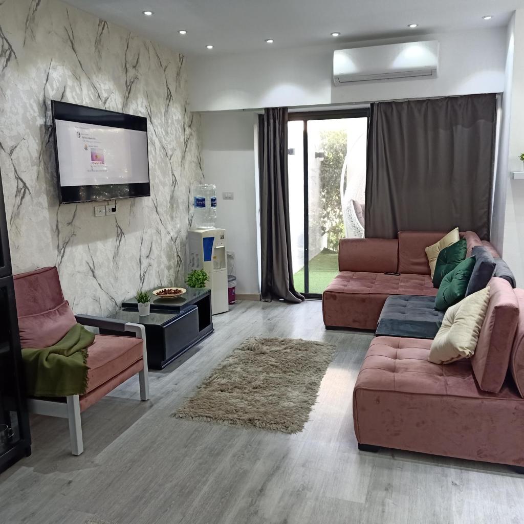 2 Bedroom+Garden, Lakes near AUC photo 1