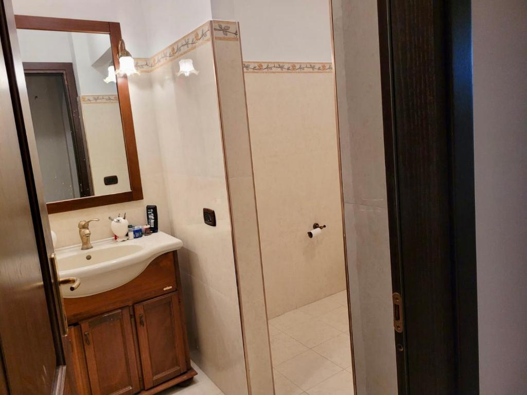 Immaculate 4-Bed House in Cassino Villa Aurora photo 2