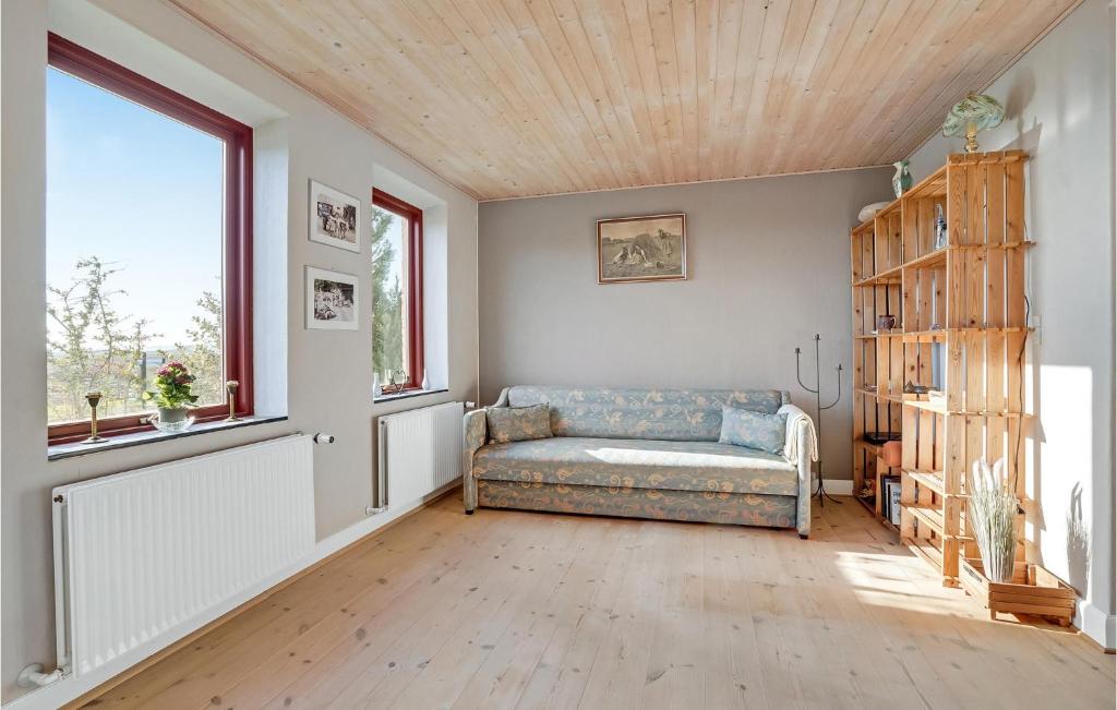 Amazing Home In Bandholm With 3 Bedrooms And Wifi photo 1