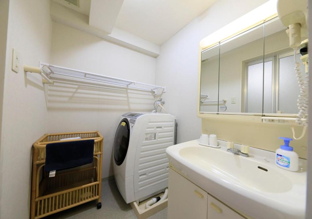 Katsuura Hilltop Hotel & Residence photo 2