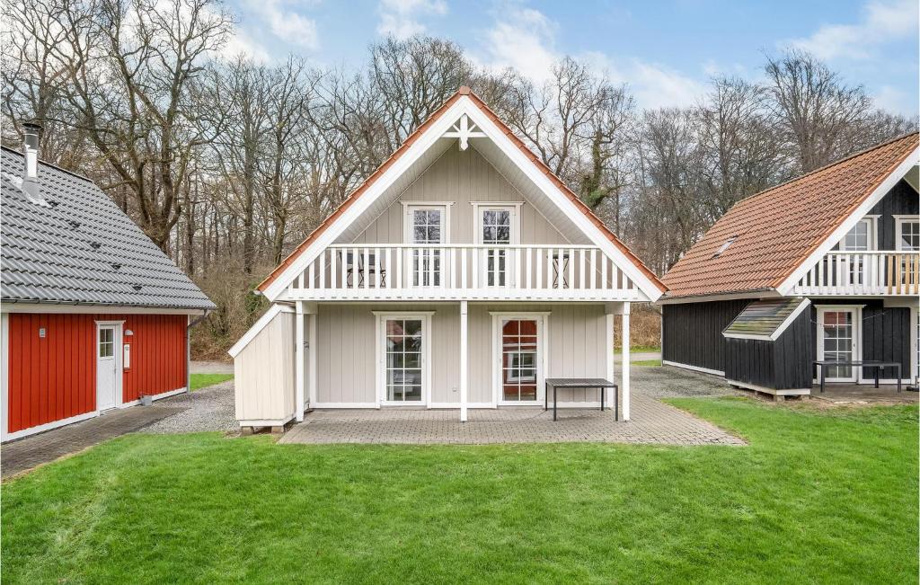 Beautiful Home In Grsten With Sauna, 4 Bedrooms And Wifi