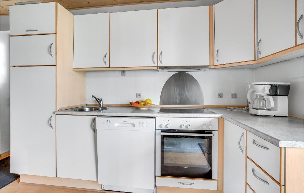 Beautiful Home In Grsten With Sauna, 4 Bedrooms And Wifi photo 3