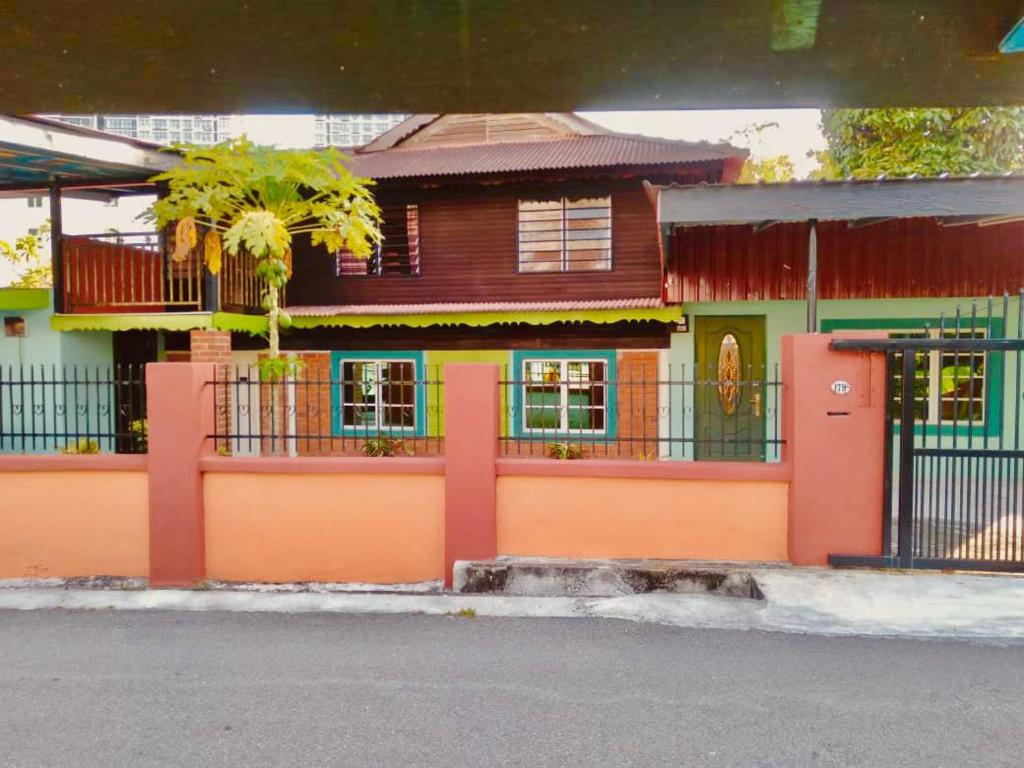 Halim's Rumah Singgah Mxslim only photo 2
